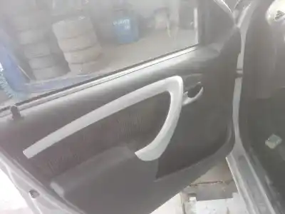 Veículo de Sucata dacia sandero básico do ano 2010 alimentado k9k