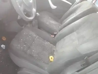 Veículo de Sucata dacia sandero básico do ano 2010 alimentado k9k