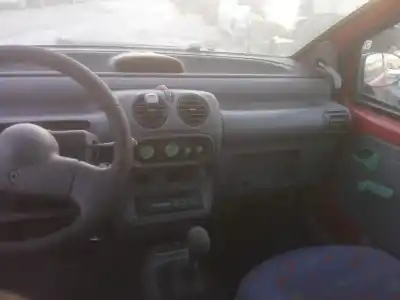 Veículo de Sucata renault twingo (co6) 1.3 (c063/64) do ano 1994 alimentado g-c3c