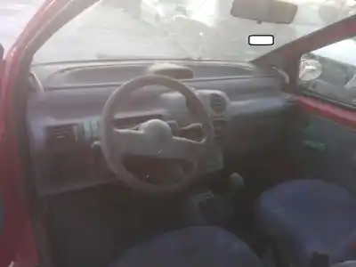 Veículo de Sucata renault twingo (co6) 1.3 (c063/64) do ano 1994 alimentado g-c3c