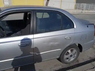 Vehicul casat hyundai accent (lc) l crdi al anului 2002 alimentat d3ea