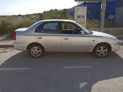 Vehicul casat hyundai accent (lc) l crdi al anului 2002 alimentat d3ea