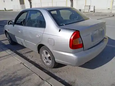 Vehicul casat hyundai accent (lc) l crdi al anului 2002 alimentat d3ea