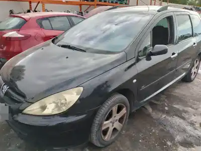 Veículo de Sucata PEUGEOT 307 BREAK / SW (S1) BREAK XS do ano 2001 alimentado RHS