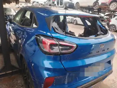 Veículo de Sucata ford puma hybrid st-line 125 cv / 92 kw do ano 2001 alimentado 