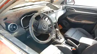 Veículo de Sucata mg zs comfort 106 cv / 78 kw do ano 2001 alimentado 