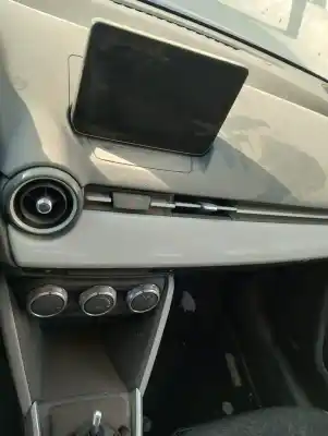 Здавання транспортного засобу mazda 2 lim. () black tech edition року 2001 потужний 