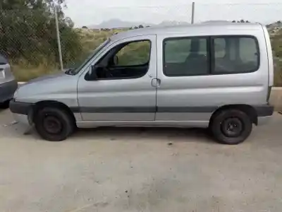 Scrapping Vehicle PEUGEOT PARTNER (S1)  of the year 2001 powered WJYDW8B