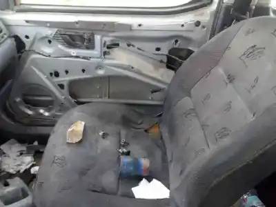 Veicolo di demolizione peugeot partner (s1) break dell'anno 2001 alimentato wjydw8b