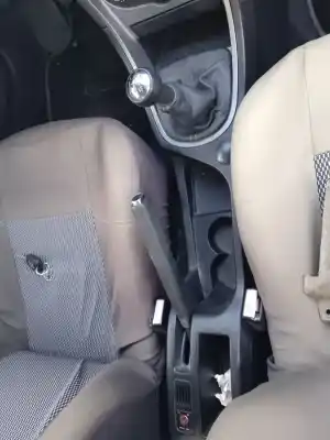 Veicolo di demolizione peugeot 307 (s1) xr dell'anno 2002 alimentato rhy