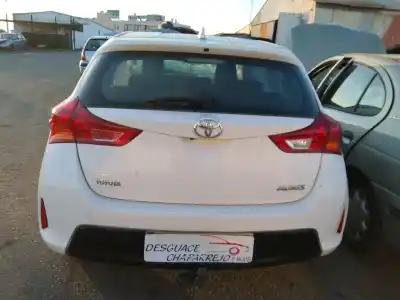 Vehicul casat toyota auris active al anului 2014 alimentat 1nd