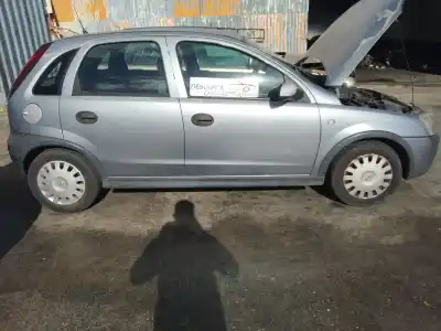 Здавання транспортного засобу opel corsa c club року 2003 потужний z12xe