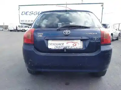 Veículo de Sucata toyota corolla (e12) 2.0 d-4d linea luna berlina do ano 2002 alimentado 1cdftv