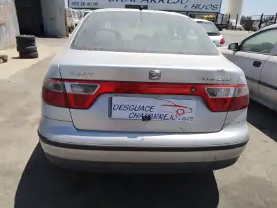 Veículo de Sucata seat toledo (1m2) signo do ano 2002 alimentado azd