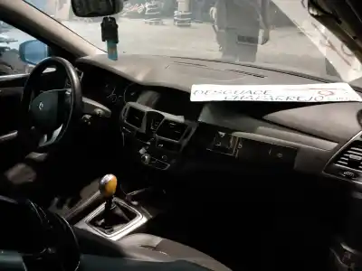 Veículo de Sucata renault laguna iii gt do ano 2012 alimentado m9r816