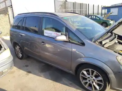 Veículo de Sucata opel zafira b enjoy do ano 2005 alimentado z19dt