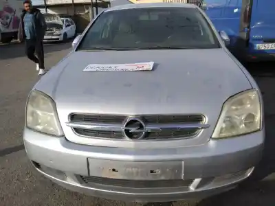 Verschrottungsfahrzeug OPEL VECTRA C BERLINA Club des Jahres 2004 angetrieben Y22DTR