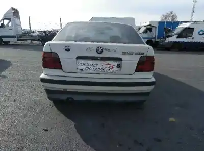 Veicolo di demolizione bmw serie 3 compacto (e36) 318tds dell'anno 1996 alimentato 174t1