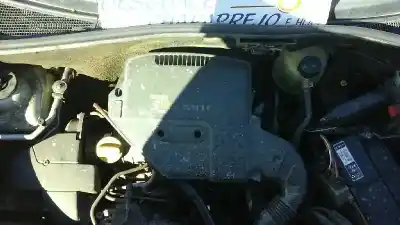 Здавання транспортного засобу renault   року 2001 потужний f8q p6 Здавання транспортного засобу renault   року 2001 потужний f8q p6