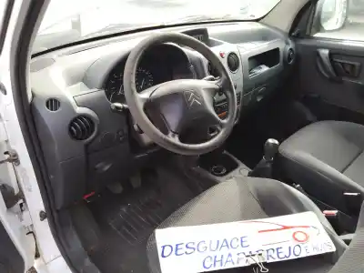 Veículo de Sucata citroen berlingo 1.6 hdi 75 sx familiar do ano 2010 alimentado 9hw