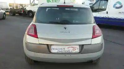 Veículo de Sucata renault megane ii berlina 5p pack authentique (e) do ano 2003 alimentado k4j d7