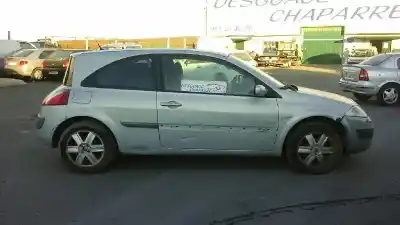 Veículo de Sucata renault megane ii berlina 5p pack authentique (e) do ano 2003 alimentado k4j d7