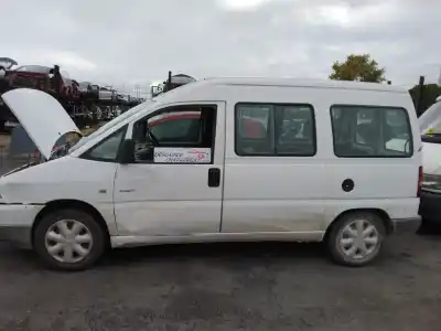 Veículo de Sucata citroen jumpy 2.0 hdi sx caja cerrada acristalada do ano 2002 alimentado rhx