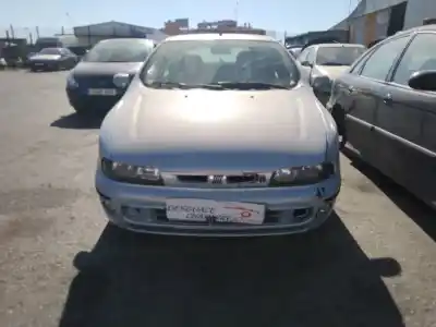 Veicolo di demolizione FIAT BRAVA (182) JTD 105 / 100 Clima dell'anno 2000 alimentato 182B4000
