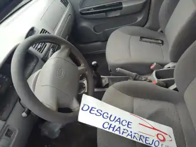 Veículo de Sucata kia rio 1.4 active do ano 2004 alimentado g4ee