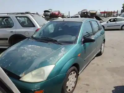 Verschrottungsfahrzeug FORD FOCUS BERLINA (CAK) Ambiente des Jahres 1998 angetrieben FYDA