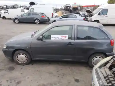 Scrapping Vehicle seat ibiza (6k1) free sky of the year 2002 powered aud