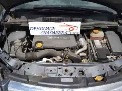Veículo de Sucata opel zafira b cosmo do ano 2010 alimentado z19dtr