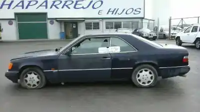 Veículo de Sucata mercedes-benz clase e (w124) coupe e 200 coupe (124.040) do ano 2000 alimentado 111940