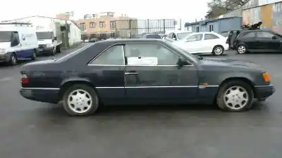 Veículo de Sucata mercedes-benz clase e (w124) coupe e 200 coupe (124.040) do ano 2000 alimentado 111940