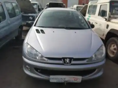 Hurda Aracı peugeot 206 sw quiksilver yılın 2004 güçlü rhy