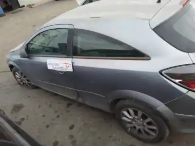 Veicolo di demolizione opel astra gtc cosmo dell'anno 2005 alimentato z17dth