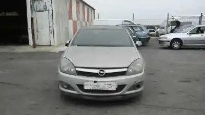 Veicolo di demolizione OPEL ASTRA GTC * dell'anno 2007 alimentato 