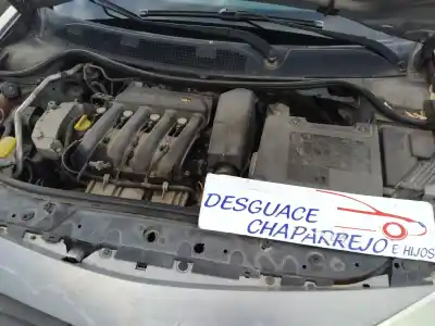 Veículo de Sucata renault megane ii berlina 5p confort authentique do ano 2003 alimentado k4j d7