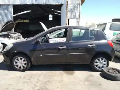 Veículo de Sucata renault clio iii authentique do ano 2009 alimentado k9k t766