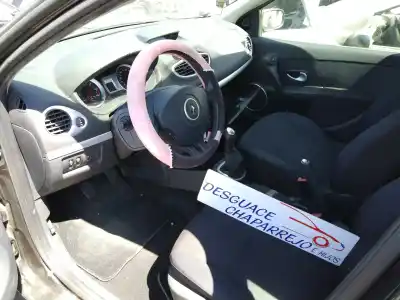 Veículo de Sucata renault clio iii authentique do ano 2009 alimentado k9k t766