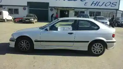 Veículo de Sucata bmw serie 3 compacto (e36) 318tds do ano 2000 alimentado 174t1