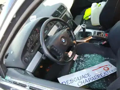 Veículo de Sucata bmw serie 5 touring (e39) 525d exclusive do ano 2003 alimentado 256d1