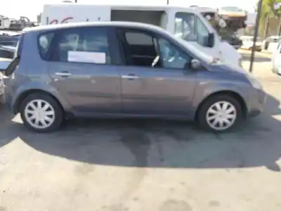 Veículo de Sucata renault scenic ii adventure by coronel tapiocca do ano 2007 alimentado k9k p7