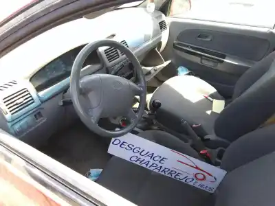 Veículo de Sucata kia rio ipanema berlina do ano 2004 alimentado a3d