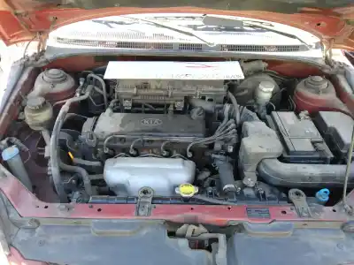 Veículo de Sucata kia rio ipanema berlina do ano 2004 alimentado a3d