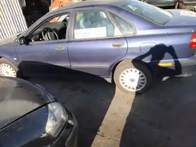 Veículo de Sucata volvo s40 berlina 1.9 diesel cat do ano 2001 alimentado d4192t3
