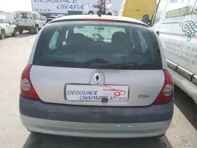 Здавання транспортного засобу renault                                            clio ii fase ii (b/cb0)                                                                                                                                                                                                                                    authentique                                                                                                                                                                                                                                                року 2002 потужний d4f b7