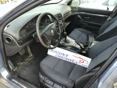 Vehicul casat bmw serie 5 berlina (e39) 525d al anului 2004 alimentat 256d1d