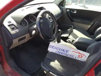 Sloopvoertuig renault   van het jaar 2005 aangedreven k9k d7