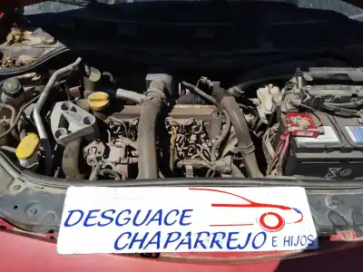 Sloopvoertuig renault   van het jaar 2005 aangedreven k9k d7